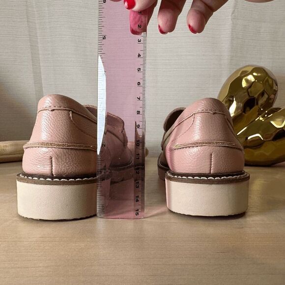 ANNE KLEIN Blush Colored Leather Moccasins - Picture 6 of 8
